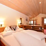 Hotel Jagdhof 4*