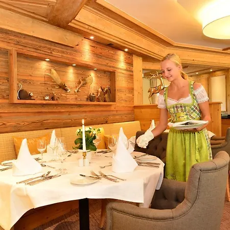 Hotel Jagdhof 4*