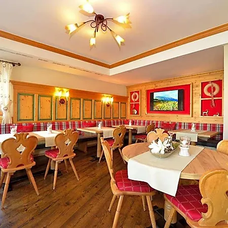 Hotel Jagdhof 4*